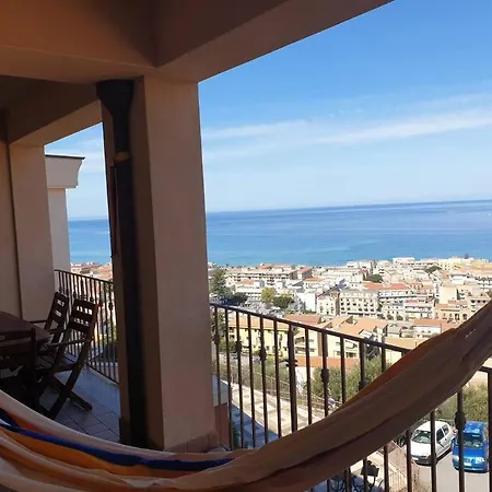Moderno Con Vista Su Cefalu