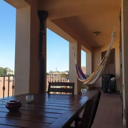 Moderno Con Vista Su *